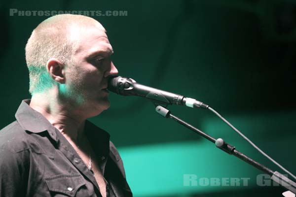 QUEENS OF THE STONE AGE - 2013-06-19 - PARIS - Le Trianon - Joshua Michael Homme III